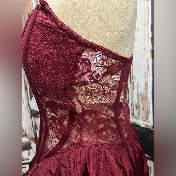 AKIRA Strapless Burgundy Dress - Picture 7 of 8